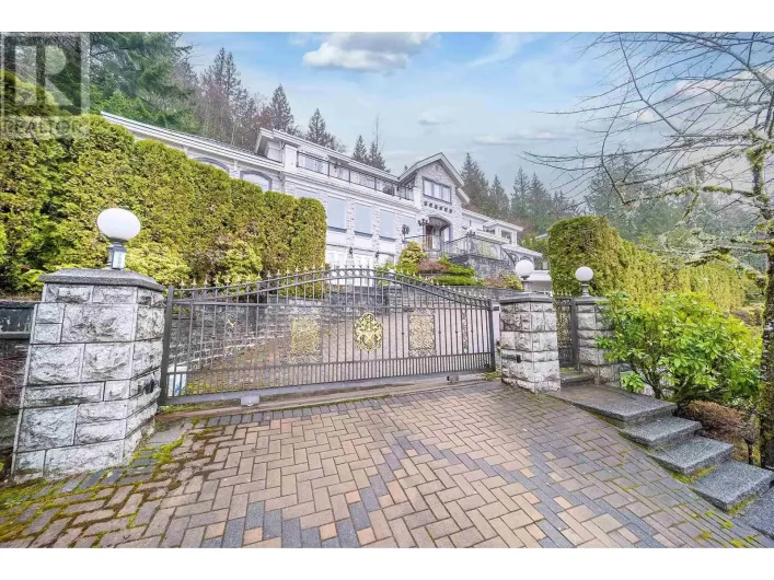 1609 PINECREST DRIVE, West Vancouver