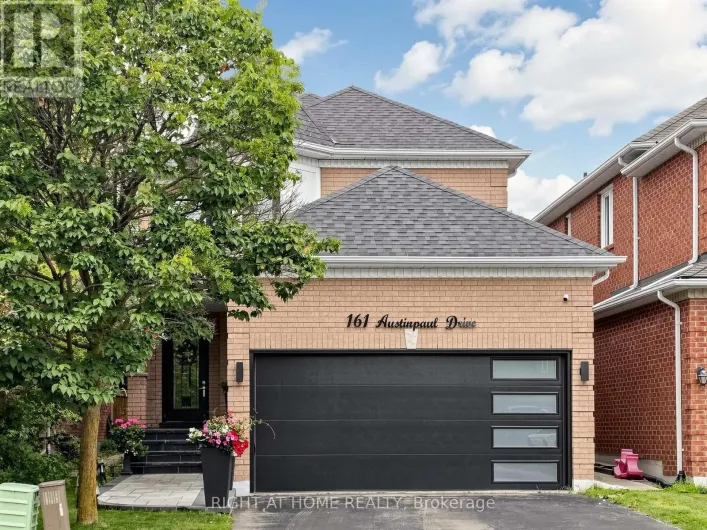 161 AUSTIN PAUL DRIVE N, Newmarket