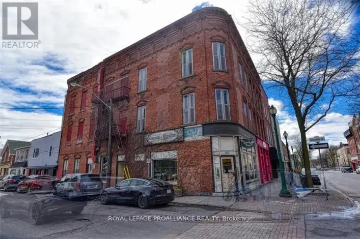 161 KING STREET W, Brockville