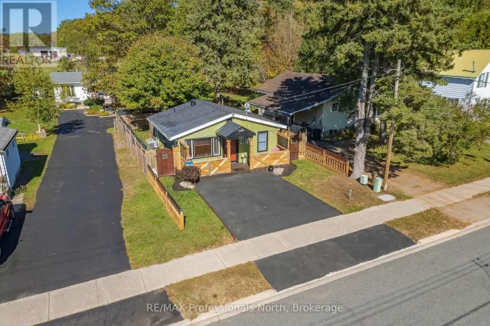 161 QUEBEC STREET, Bracebridge