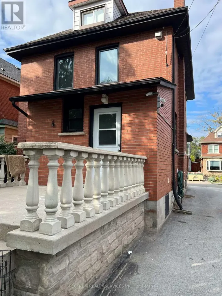 161 ROTHSAY AVENUE, Hamilton