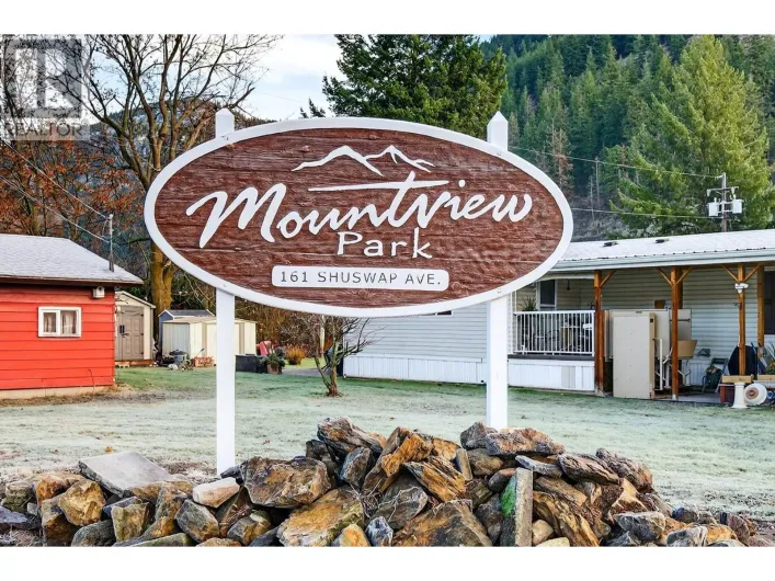 161 SHUSWAP Avenue Unit# 24, Chase