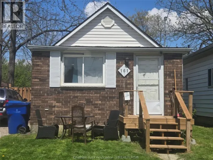 161 Wellington STREET East, Chatham