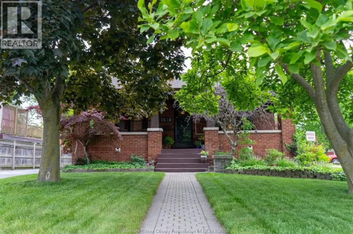 1610 Front ROAD, LaSalle