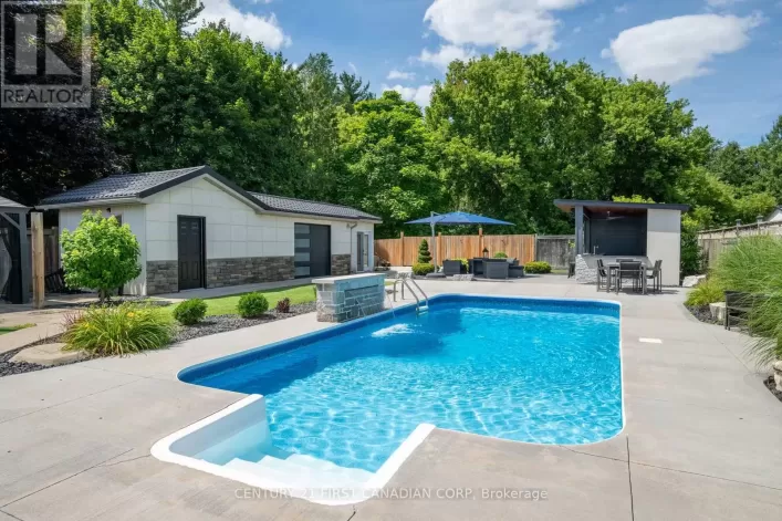 1610 GORE ROAD, London East