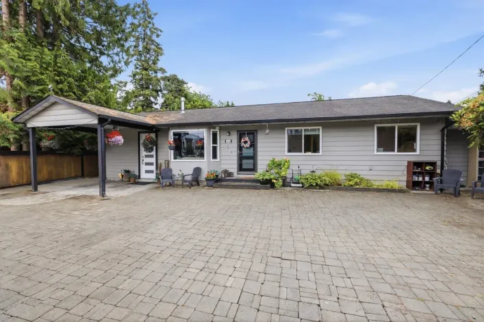 16106 16 AVENUE, Surrey