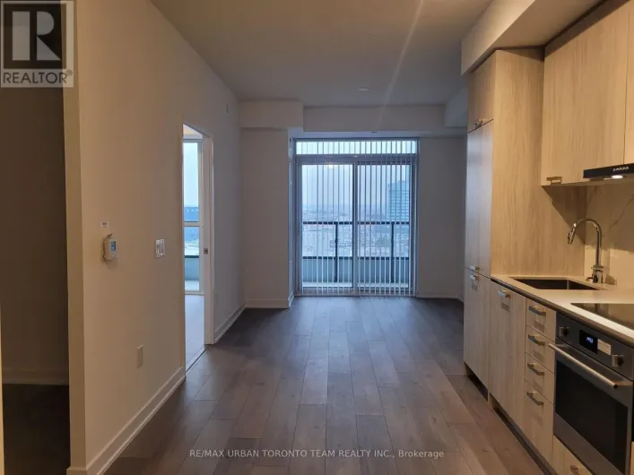 1611 - 10 HONEYCRISP CRESCENT, Vaughan