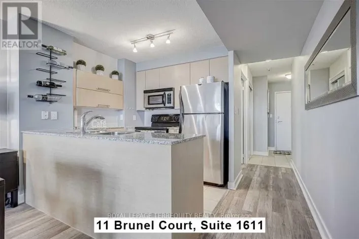 1611 - 11 BRUNEL COURT, Toronto