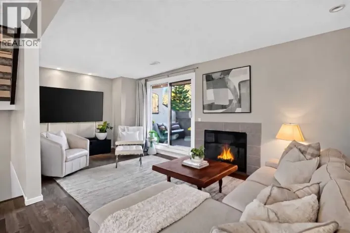 1611, 2520 Palliser Drive SW, Calgary
