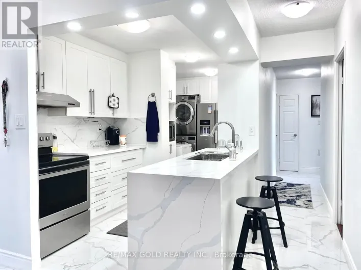 1611 - 390 DIXON ROAD, Toronto