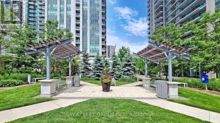 1612 - 17 ANNDALE DRIVE, Toronto