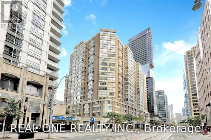 1612 - 711 BAY STREET, Toronto