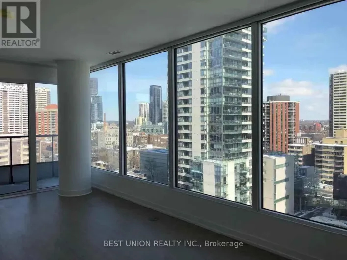 1612 - 85 WOOD STREET, Toronto