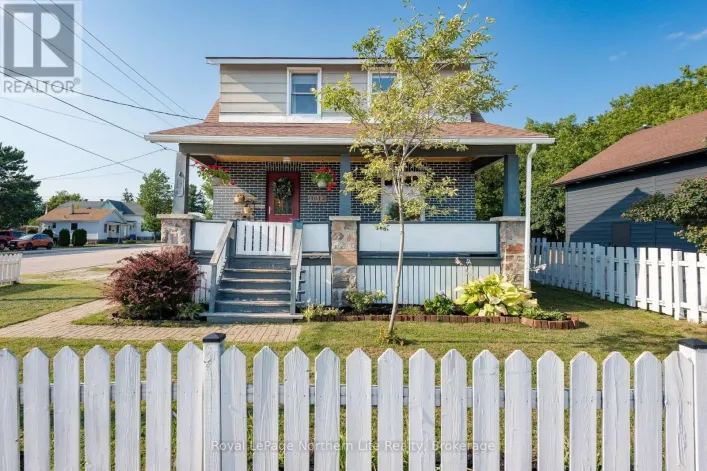 1612 CASSELLS STREET, North Bay