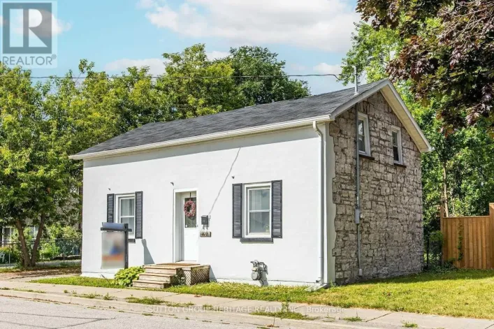 1612 DUFFERIN STREET, Whitby