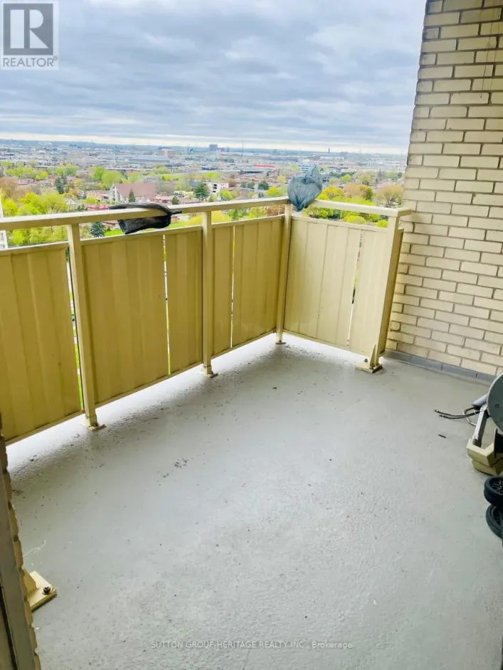 1613 - 320 DIXON PARKWAY, Toronto