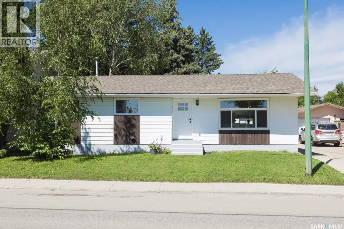 House for sale: 1614 McKercher DRIVE, Saskatoon