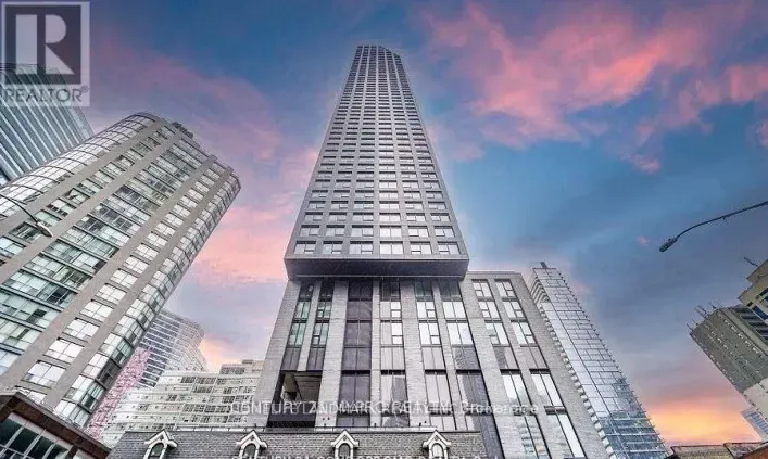 1616 - 8 WELLESLEY STREET W, Toronto