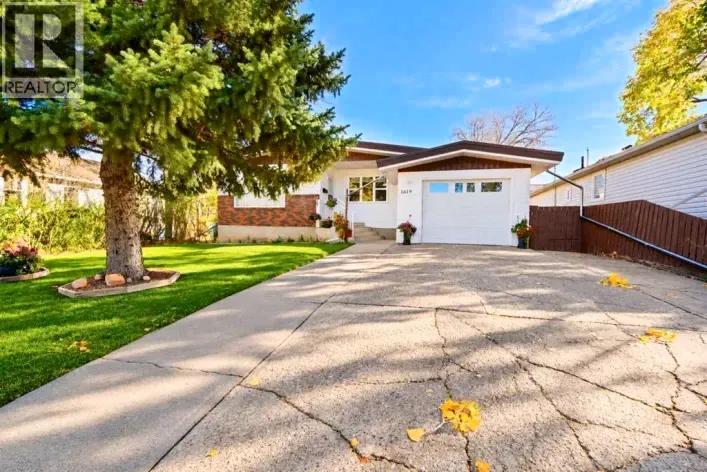 1619 21 Street, Coaldale