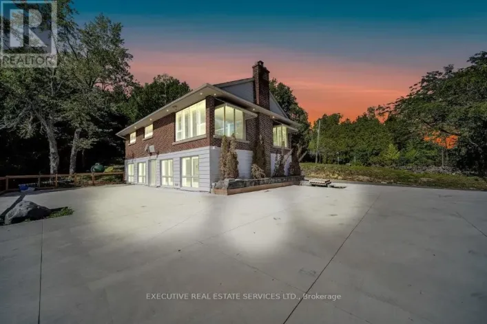 16198 CENTREVILLE CREEK ROAD, Caledon