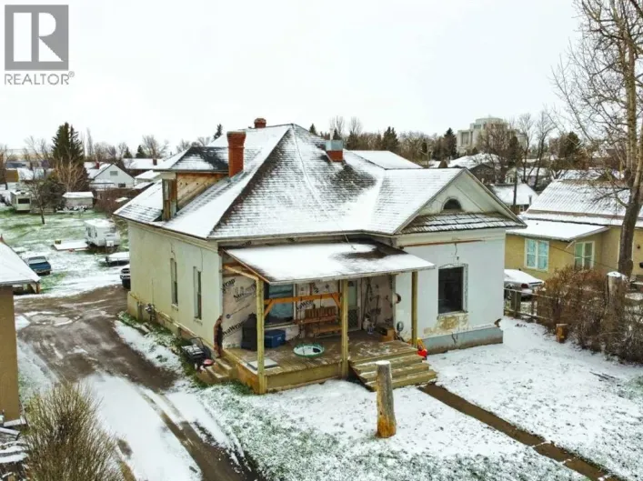 162 2 Avenue W, Cardston
