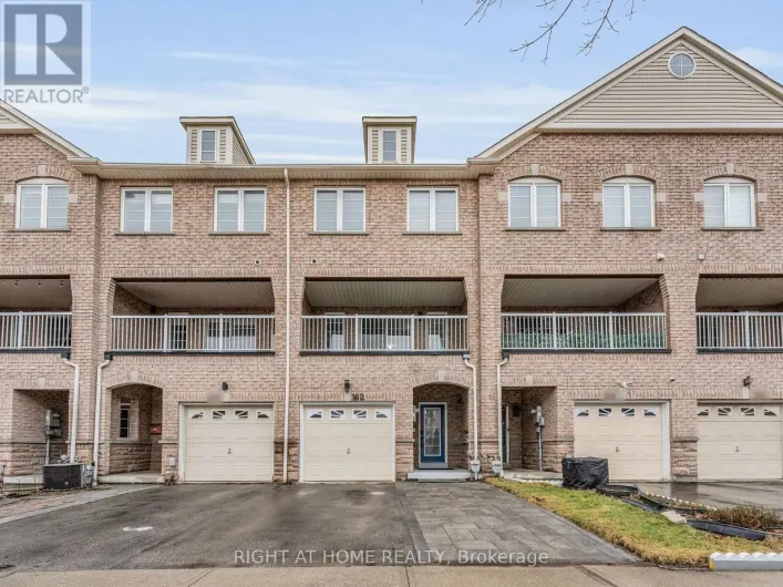 162 BAYLY STREET W, Ajax