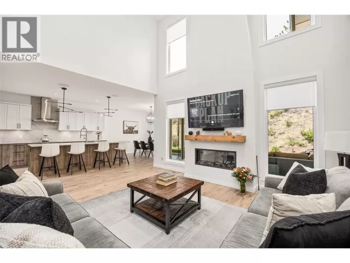 162 Echo Ridge Drive, Kelowna