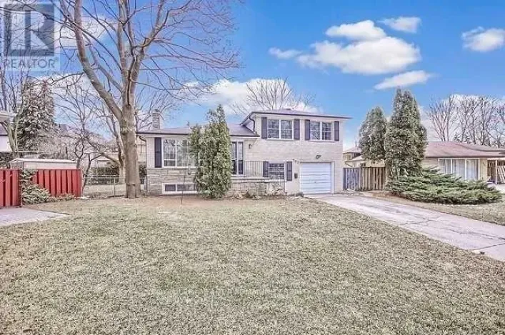 162 KENVALE COURT, Richmond Hill