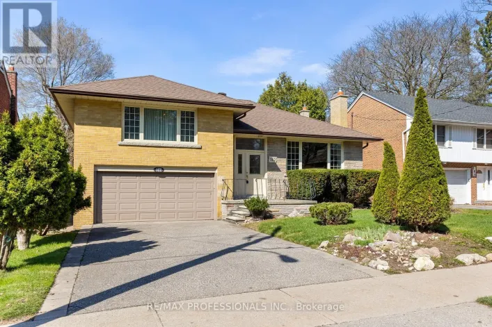 162 LLOYD MANOR ROAD, Toronto