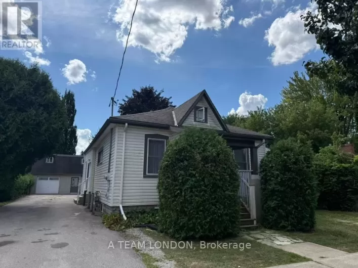 162 MOUNT PLEASANT AVENUE, London North