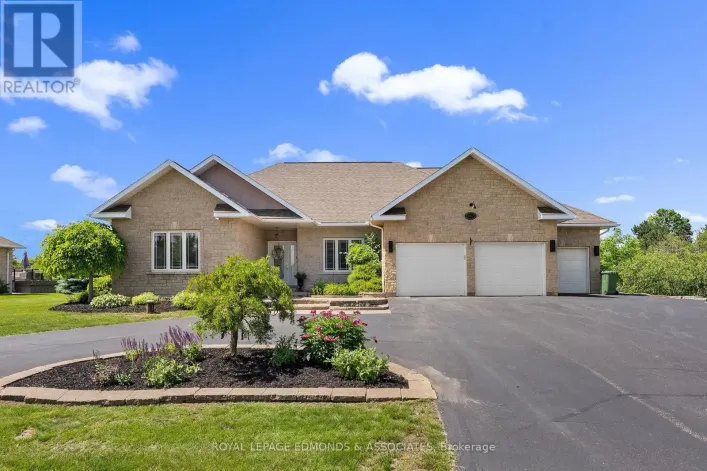 162 PLEASANT VIEW DRIVE, Laurentian Valley
