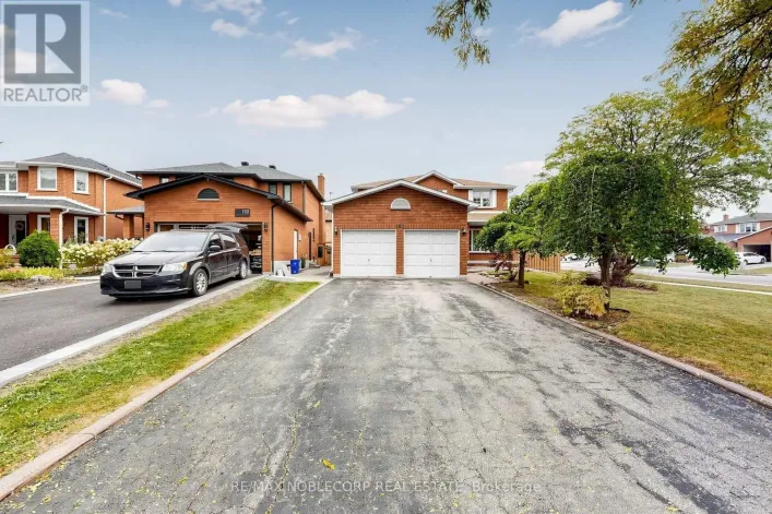 162 VENETIAN CRESCENT, Vaughan