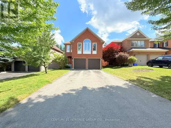 162 WIDDIFIELD AVENUE, Newmarket
