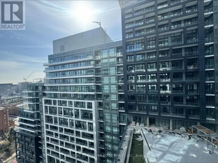 1622 - 70 PRINCESS STREET, Toronto