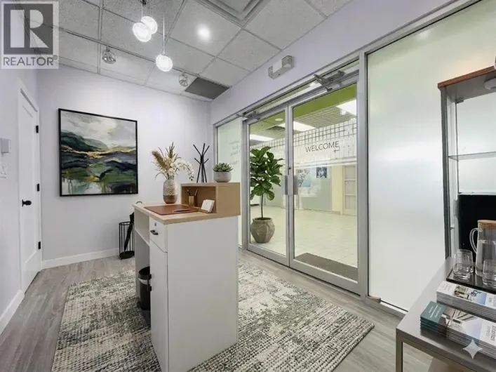 1623 Centre Street NW, Calgary