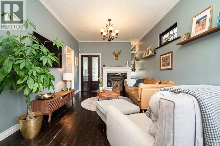 1623 E 12TH AVENUE, Vancouver