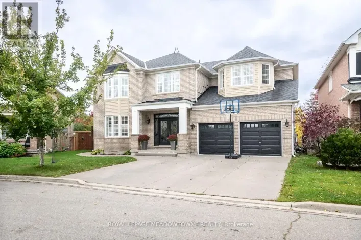 House for sale: 1624 ARTHURS WAY, Milton