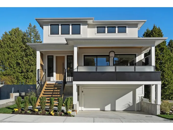 16243 10 AVENUE, Surrey