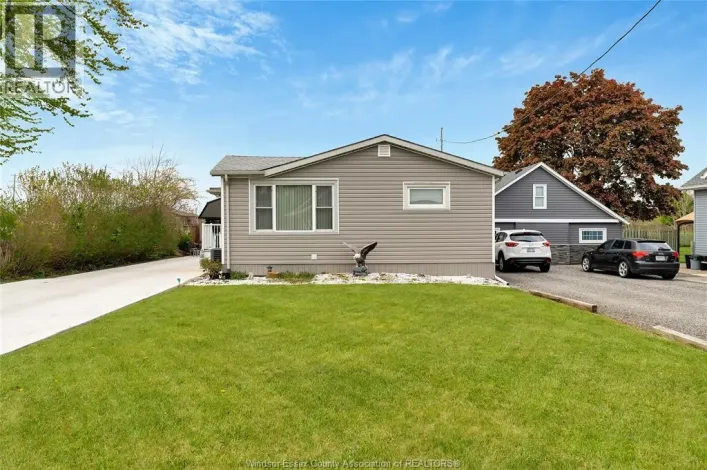 1626 TALBOT ROAD, Kingsville