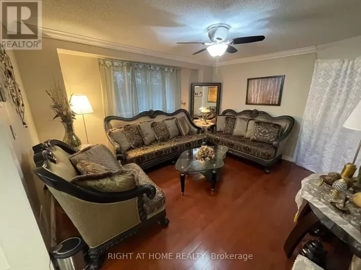 1627 MIDDLETON STREET, Pickering