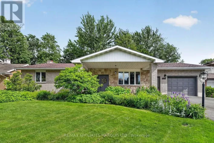 1628 GRANT AVENUE, Cornwall