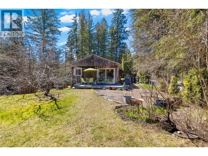16281 3A Highway, Crawford Bay