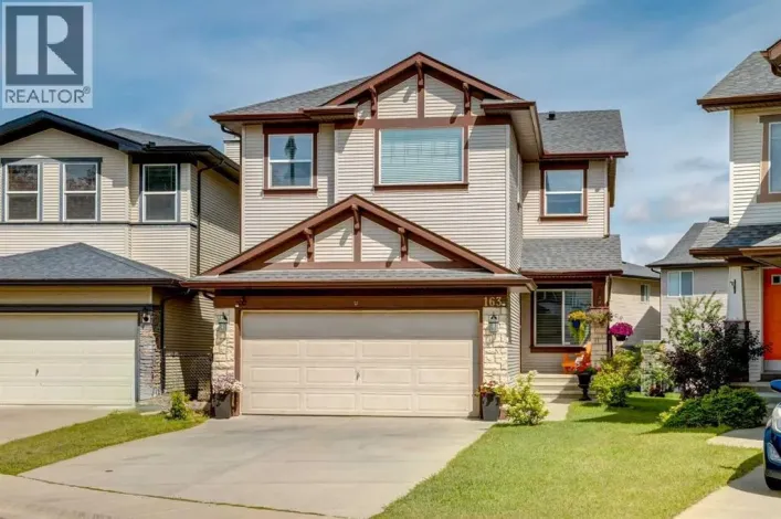 163 Cougarstone Court SW, Calgary