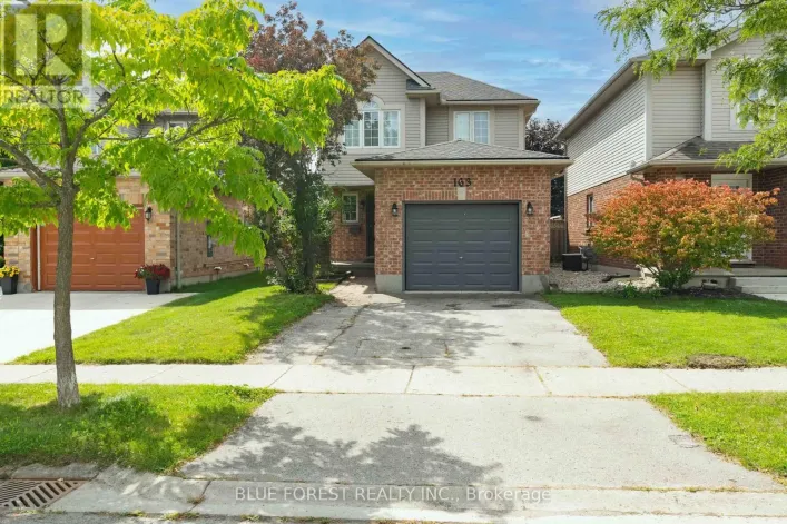 163 EMERALD ROAD, London South