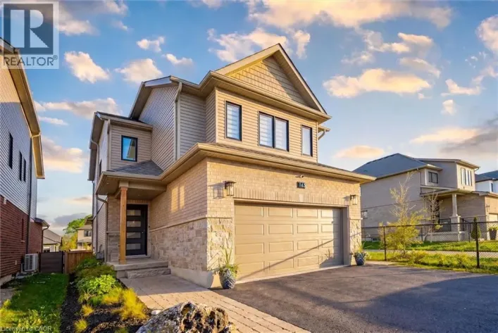 163 HALLS Drive, Elora