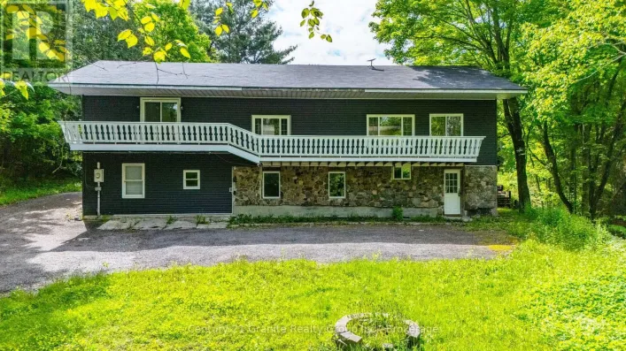 1630 KASHAGAWIGAMOG LAKE ROAD, Minden Hills