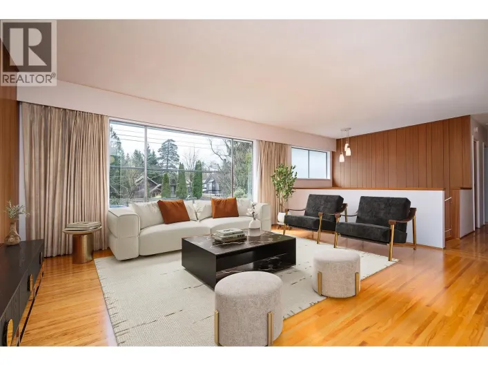 1634 ROSS ROAD, North Vancouver