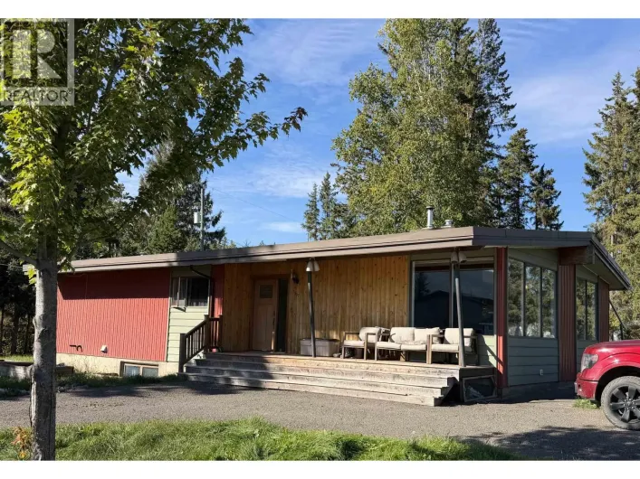 1637 QUEEN STREET, Smithers