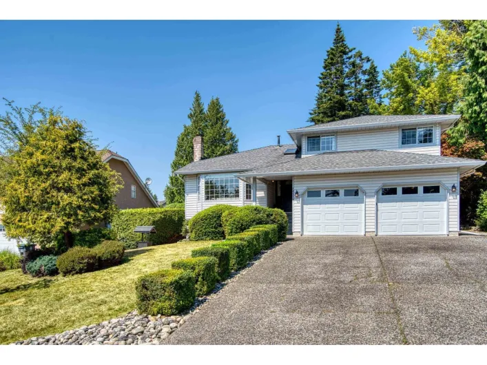 16379 9 AVENUE, Surrey