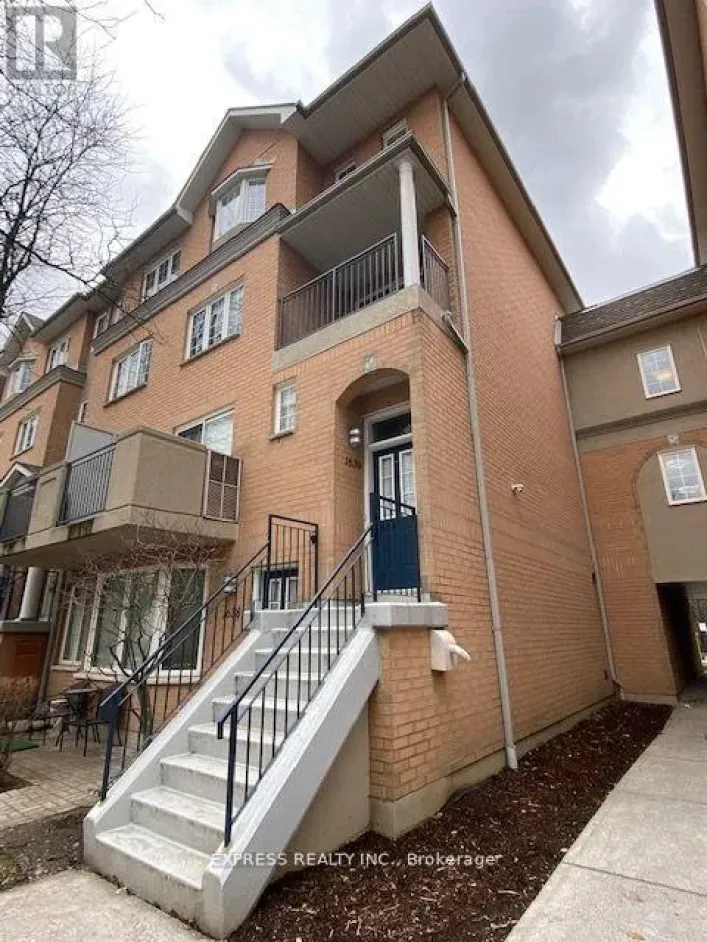 1639 - 28 SOMMERSET WAY, Toronto